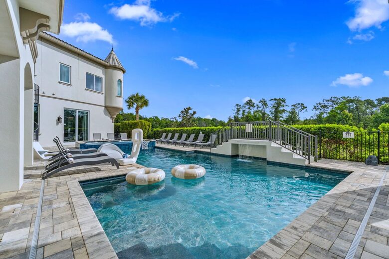 Reunion | Royal Mansion - Kissimmee, Florida