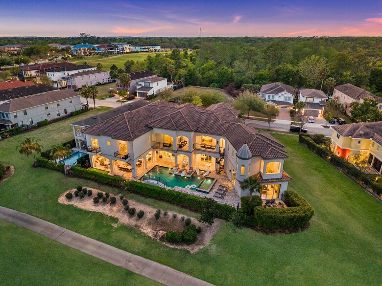 Reunion | Royal Mansion - Kissimmee, Florida