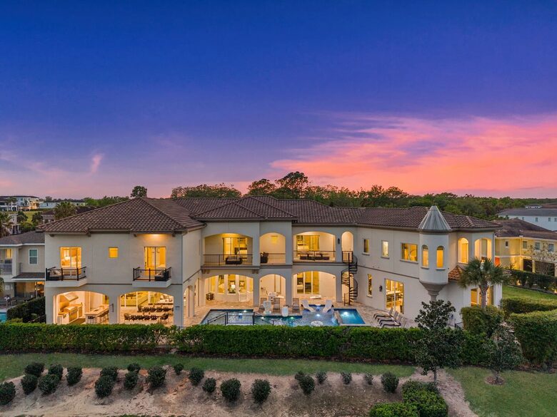 Reunion | Royal Mansion - Kissimmee, Florida