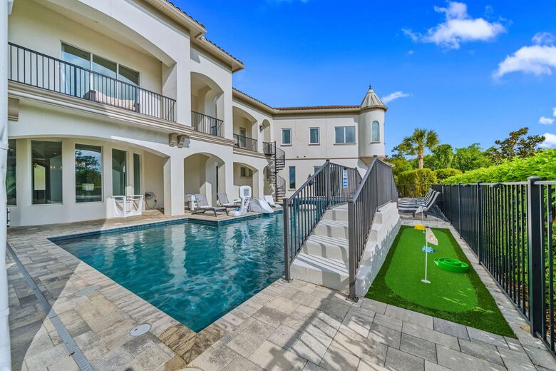 Reunion | Royal Mansion - Kissimmee, Florida