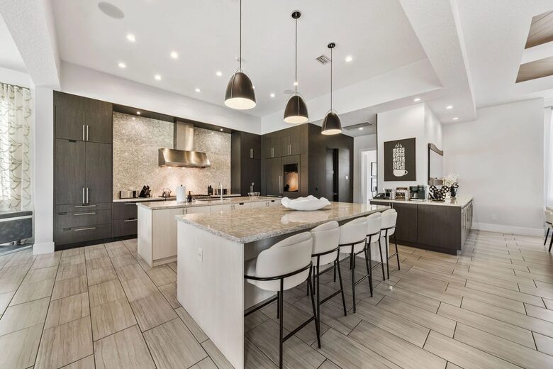 Reunion | Royal Mansion - Kissimmee, Florida