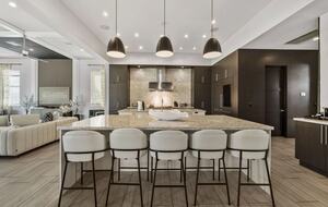 Reunion | Royal Mansion