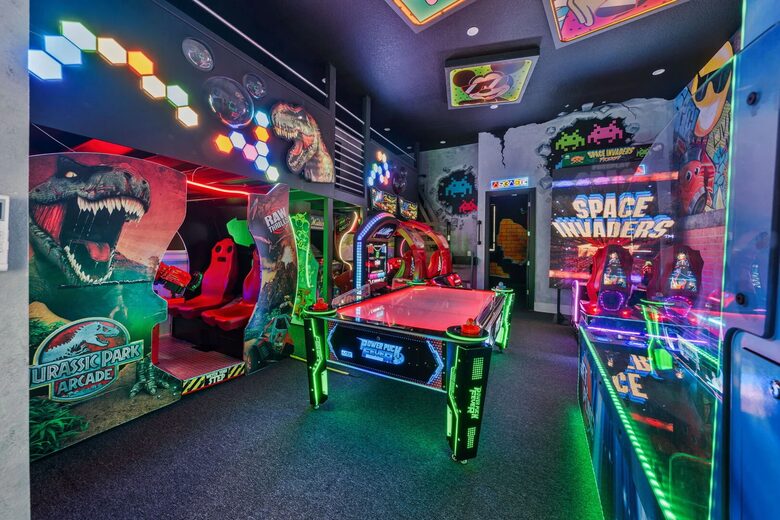 Reunion | Royal Mansion - Kissimmee, Florida