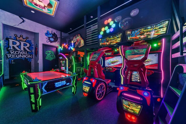 Reunion | Royal Mansion - Kissimmee, Florida