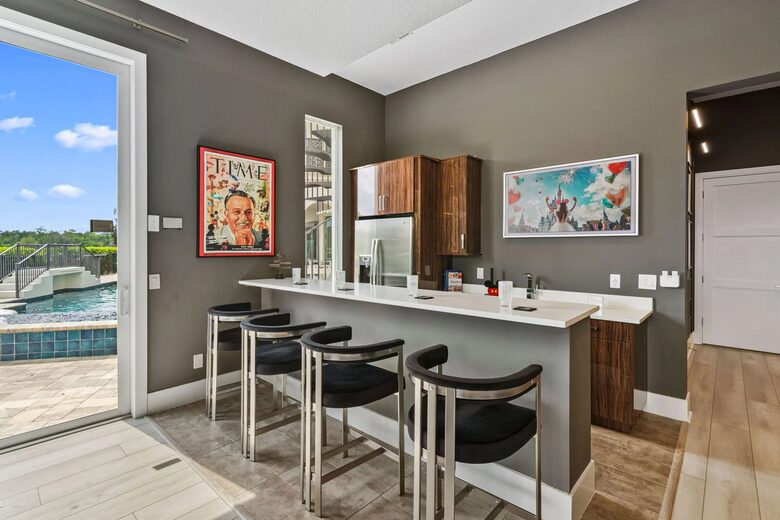 Reunion | Royal Mansion - Kissimmee, Florida