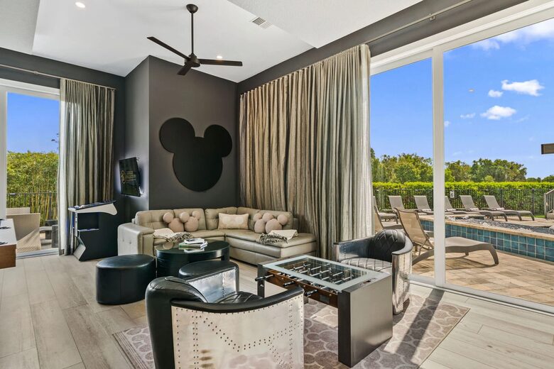 Reunion | Royal Mansion - Kissimmee, Florida