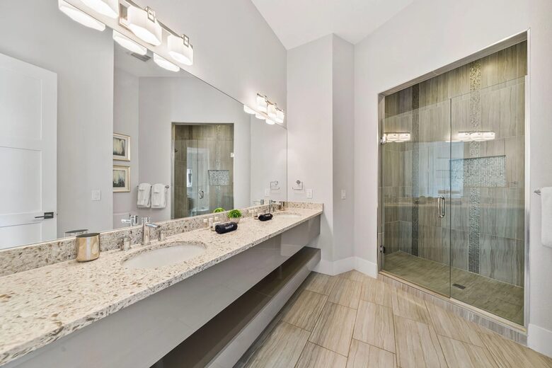 Reunion | Royal Mansion - Kissimmee, Florida