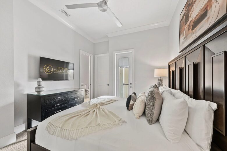 Reunion | Royal Mansion - Kissimmee, Florida