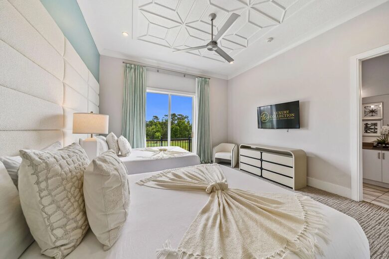 Reunion | Royal Mansion - Kissimmee, Florida