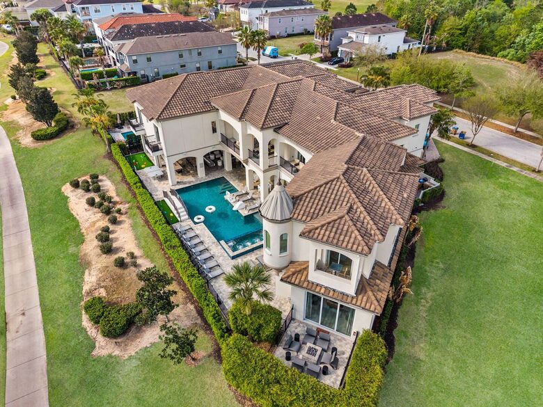 Reunion | Royal Mansion - Kissimmee, Florida