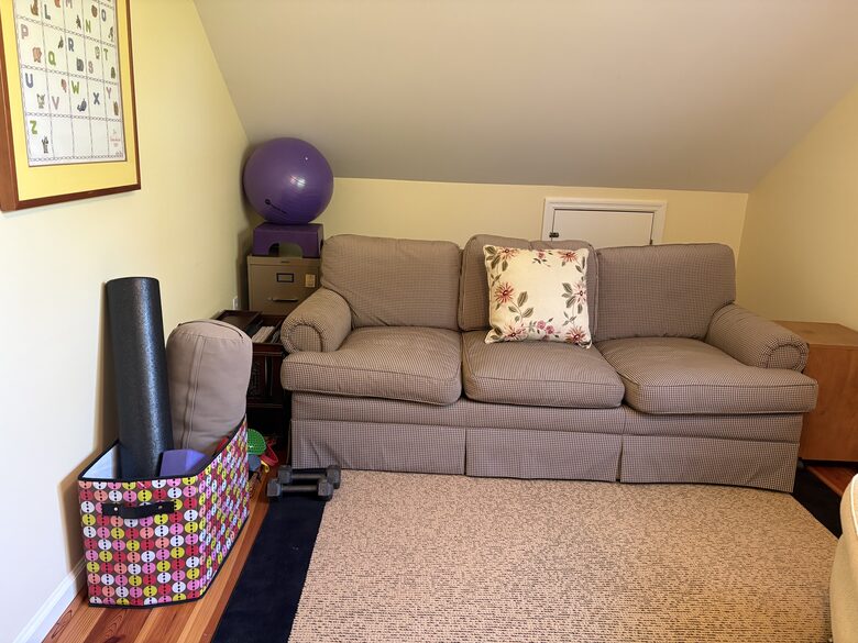 Master level sitting room