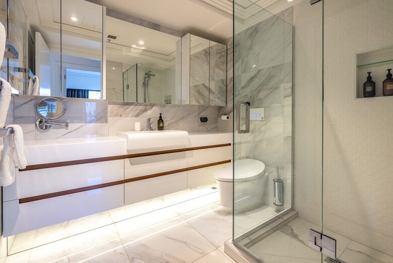 Viaduct Harbour Apartment with Skyline & Marina Views - Auckland, New Zealand