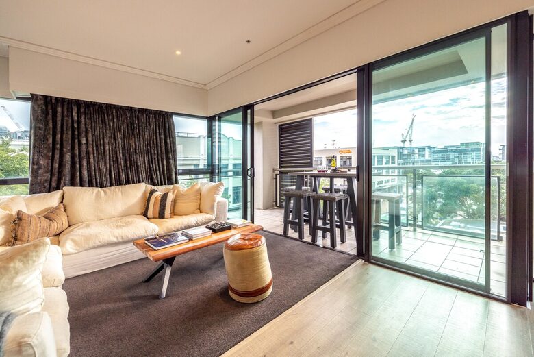 Viaduct Harbour Apartment with Skyline & Marina Views - Auckland, New Zealand