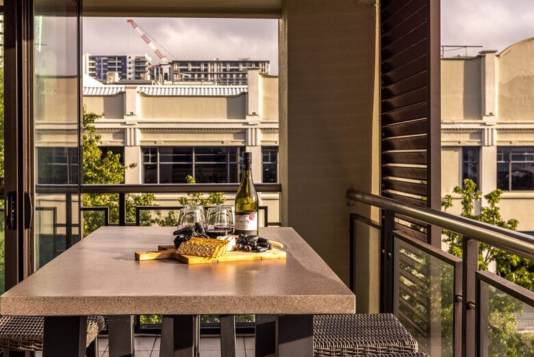 Viaduct Harbour Apartment with Skyline & Marina Views - Auckland, New Zealand