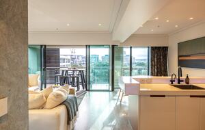 Viaduct Harbour Apartment with Skyline & Marina Views - Auckland, New Zealand