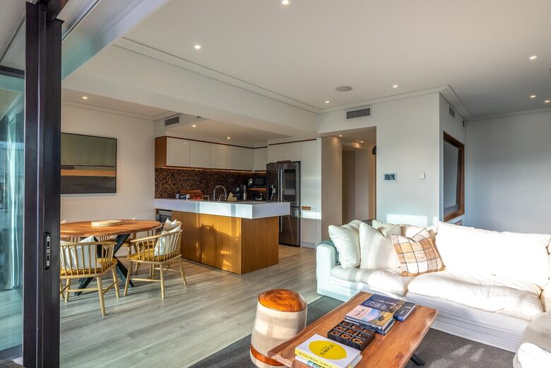 Viaduct Harbour Apartment with Skyline & Marina Views - Auckland, New Zealand