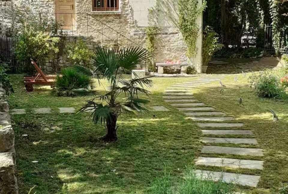 Timeless Mill Living by the River - Boussy-Saint-Antoine, France