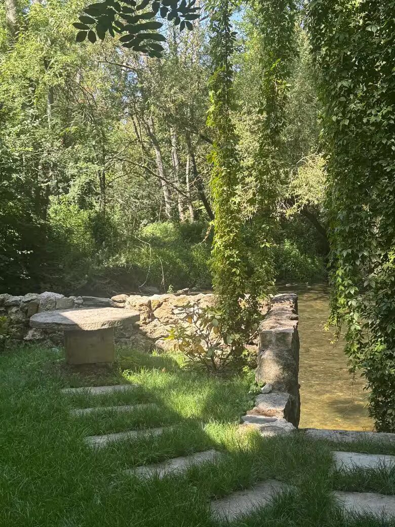 Timeless Mill Living by the River - Boussy-Saint-Antoine, France