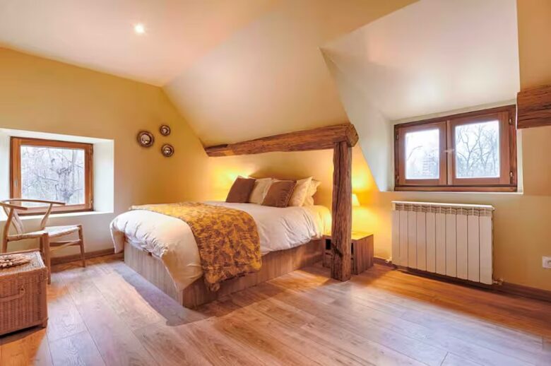 Timeless Mill Living by the River - Boussy-Saint-Antoine, France