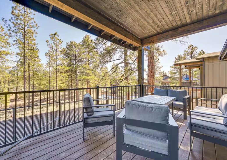 Modern Flagstaff Retreat Surrounded by Pines - Flagstaff, Arizona