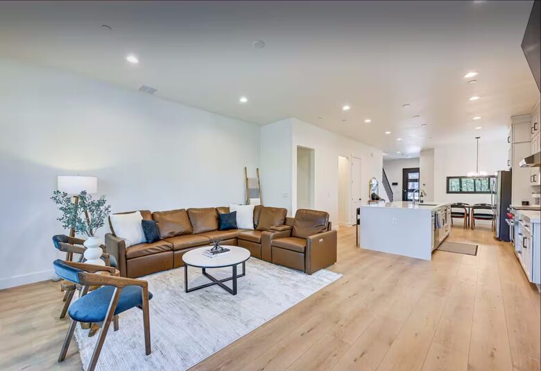 Modern Flagstaff Retreat Surrounded by Pines - Flagstaff, Arizona