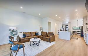 Modern Flagstaff Retreat Surrounded by Pines - Flagstaff, Arizona