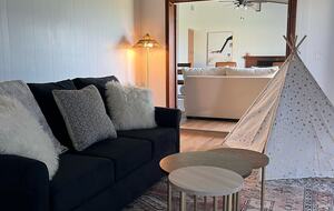 Oceanfront Cottage with Private Beach Access in San Simeon - San Simeon, California
