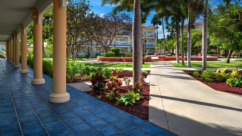 A Beachfront St. Kitts Villa with Ocean Views - Frigate Bay, Saint Kitts and Nevis