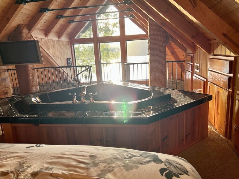 Direct Lakefront Living with Private Boat Slip on Lake Keowee - Six Mile, South Carolina