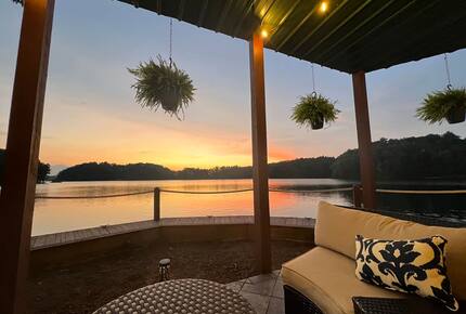 Direct Lakefront Living with Private Boat Slip on Lake Keowee - Six Mile, South Carolina