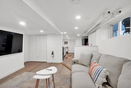 Jersey City Heights Retreat Near NYC - Jersey City, New Jersey