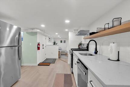 Jersey City Heights Retreat Near NYC - Jersey City, New Jersey