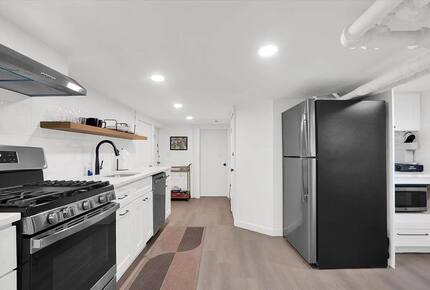 Jersey City Heights Retreat Near NYC - Jersey City, New Jersey