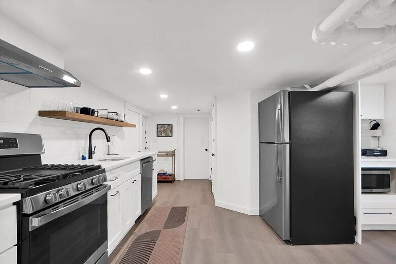 Jersey City Heights Retreat Near NYC - Jersey City, New Jersey