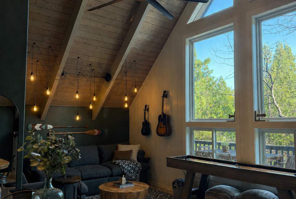 A-Frame Modern Mountain Retreat in Lake Arrowhead - Lake Arrowhead, California