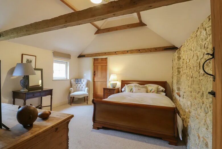 A Tasteful Cottage Among Gold Medal Gardens - Maidstone, United Kingdom