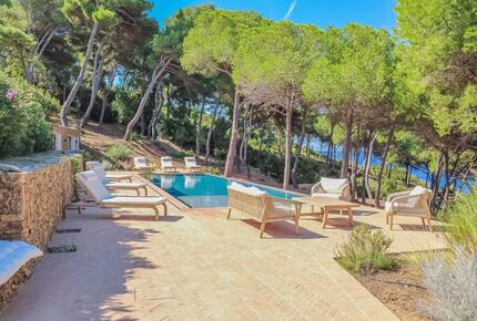 An Exclusive Waterfront Estate with Private Beach Access - Capoliveri, Italy