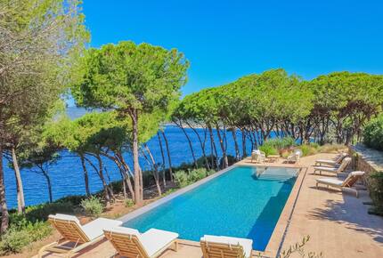 An Exclusive Waterfront Estate with Private Beach Access - Capoliveri, Italy