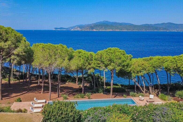 An Exclusive Waterfront Estate with Private Beach Access - Capoliveri, Italy
