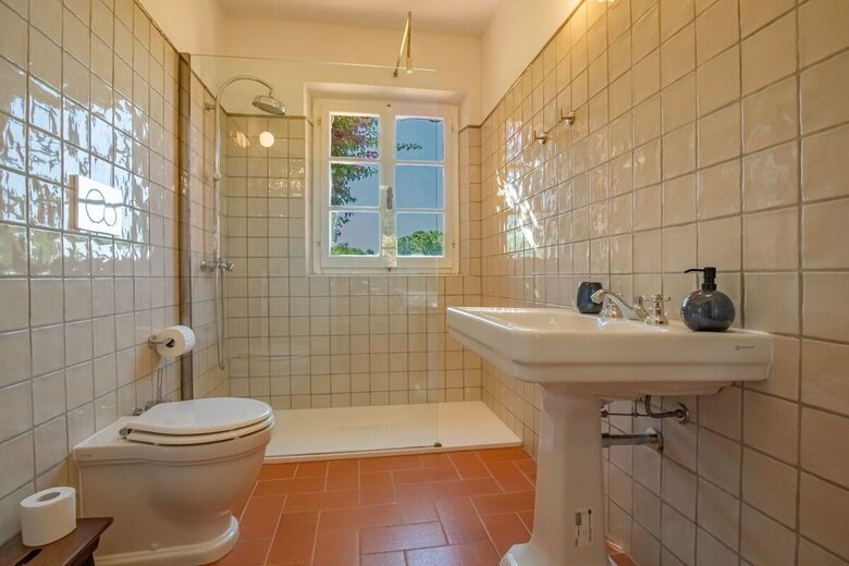 An Exclusive Waterfront Estate with Private Beach Access - Capoliveri, Italy