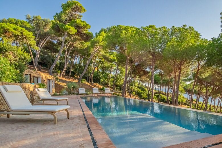 An Exclusive Waterfront Estate with Private Beach Access - Capoliveri, Italy