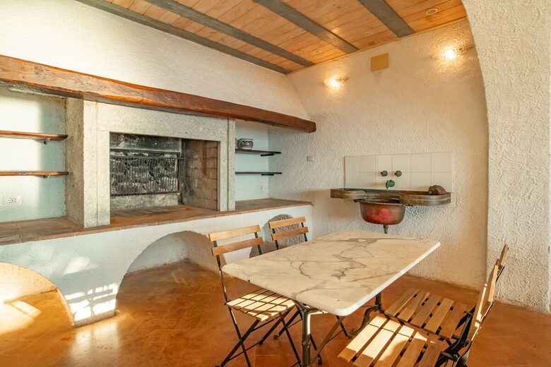 An Exclusive Waterfront Estate with Private Beach Access - Capoliveri, Italy