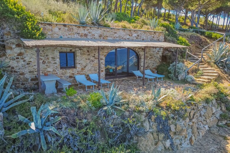 An Exclusive Waterfront Estate with Private Beach Access - Capoliveri, Italy
