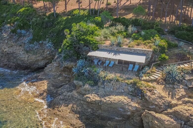 An Exclusive Waterfront Estate with Private Beach Access - Capoliveri, Italy