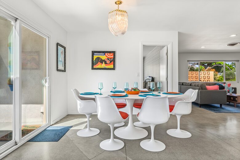A Desert Modern Stay Centered Around Poolside Mountain Views - Palm Springs, California