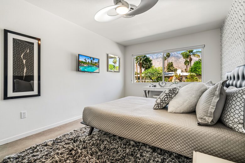 A Desert Modern Stay Centered Around Poolside Mountain Views - Palm Springs, California