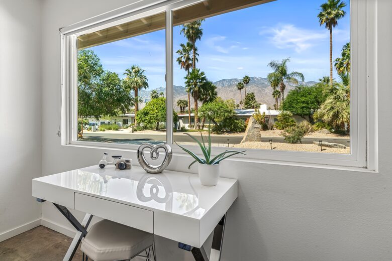 A Desert Modern Stay Centered Around Poolside Mountain Views - Palm Springs, California