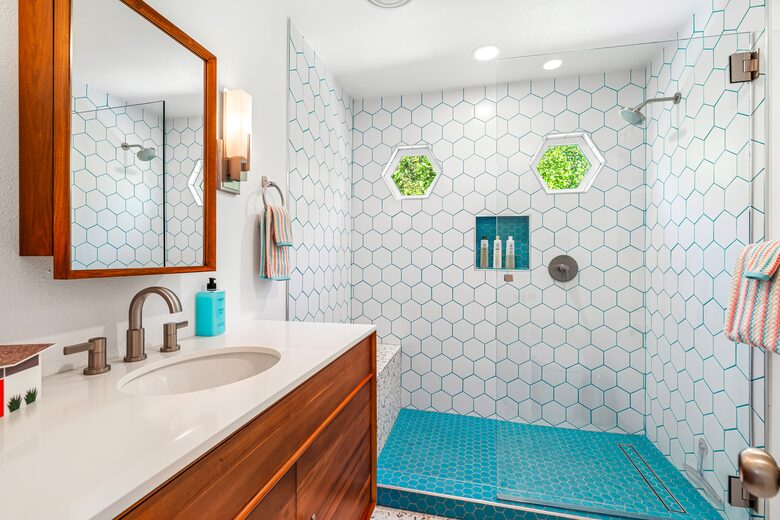 A Desert Modern Stay Centered Around Poolside Mountain Views - Palm Springs, California