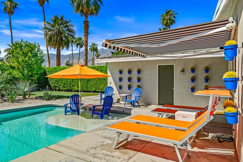 A Desert Modern Stay Centered Around Poolside Mountain Views - Palm Springs, California