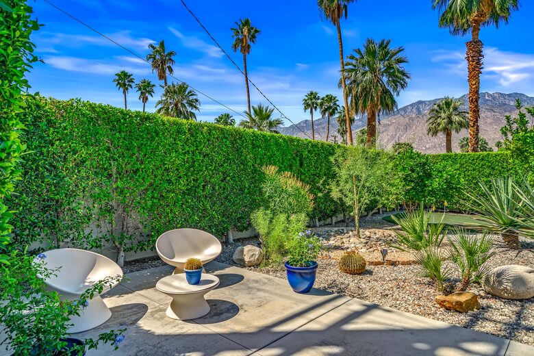 A Desert Modern Stay Centered Around Poolside Mountain Views - Palm Springs, California